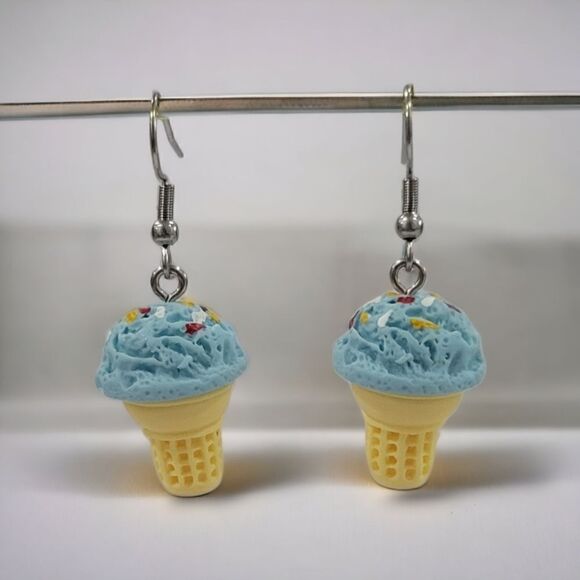 🍦Ice Cream Cone Earrings🍦(2-A008-B) - Picture 1 of 6